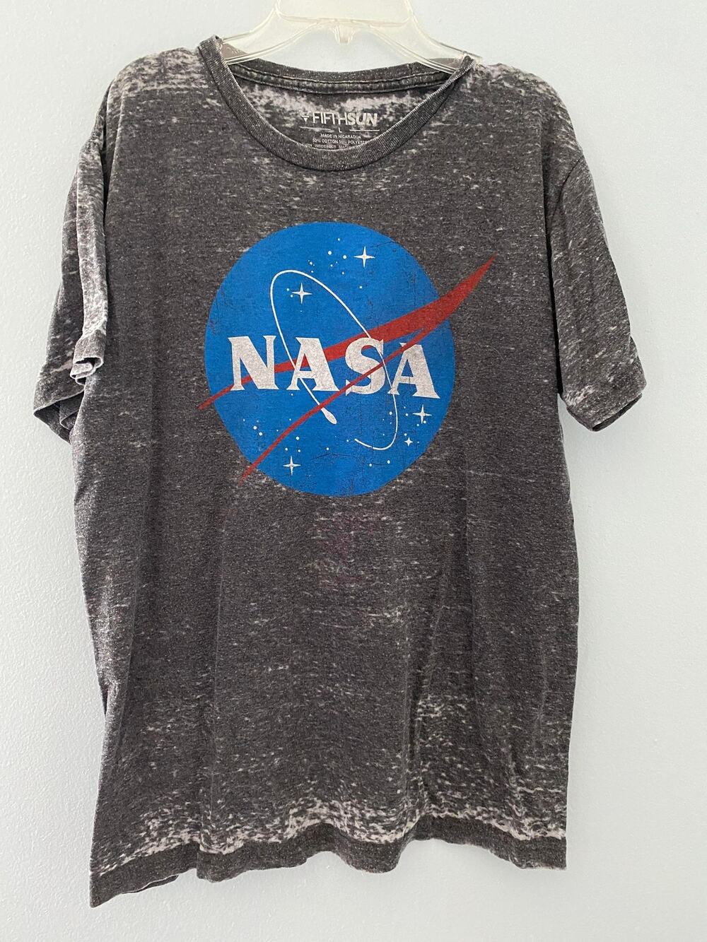 Mens NASA Tee made by Fifth Sun Size Large Pre Owned